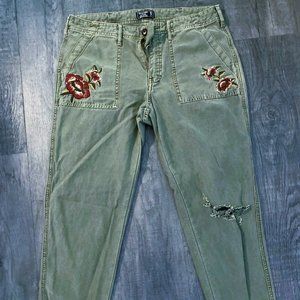 Army Green Cargo 10/30 Abercrombie & Fitch Jeans Pants